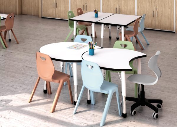 Ergonoomiline koolimööbel: tervis ja mugavus
